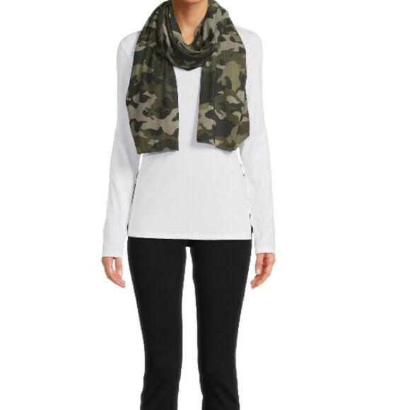 Camo Muliti Wear Wrap - Picture 2 of 7